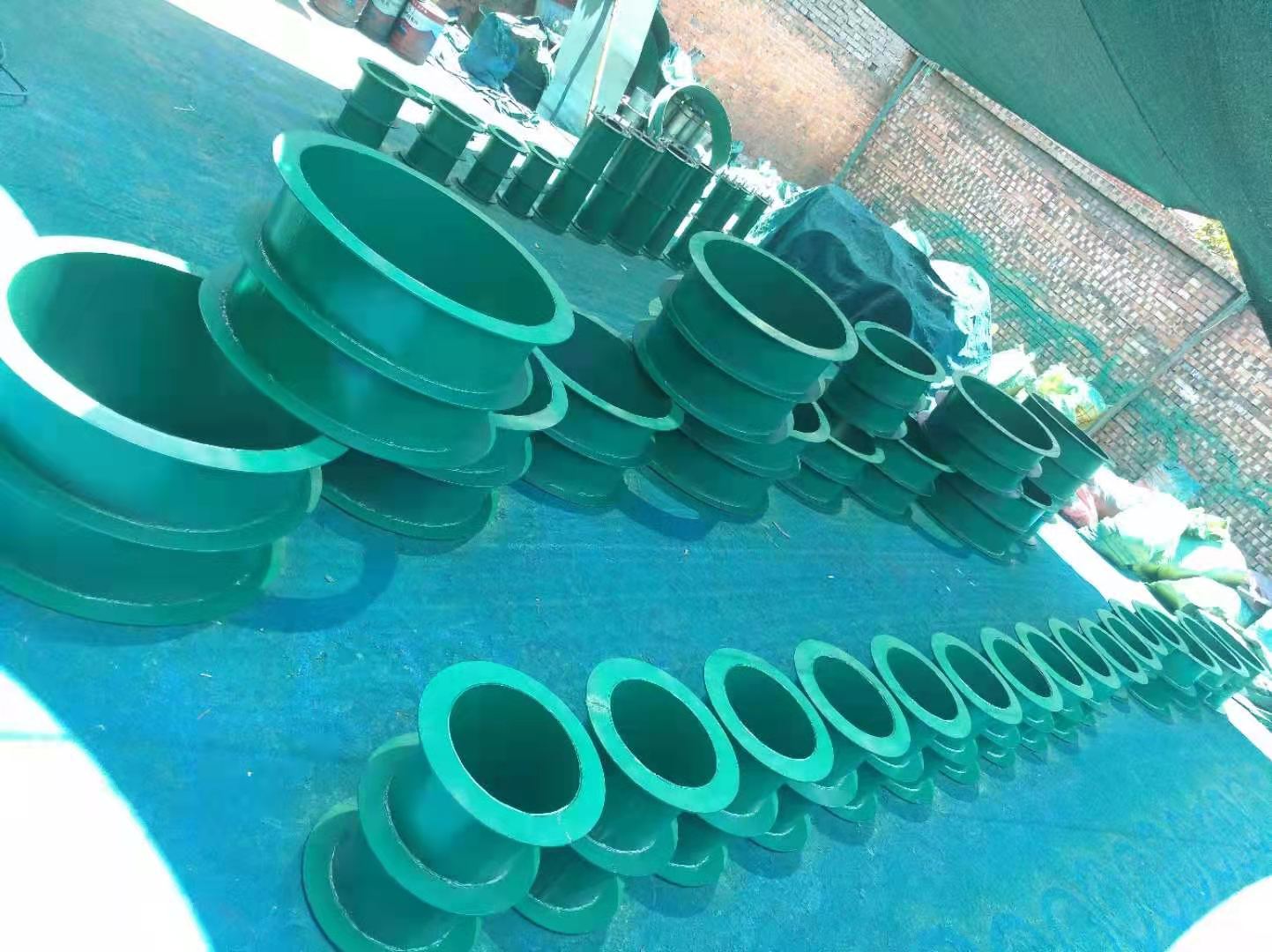 ]׹